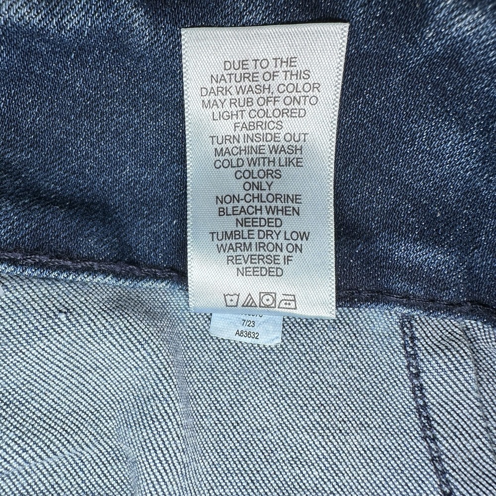 M Jeans by Maurices NWT Curvy High Rise Flare Jeans Blue Size 18 - Picture 9 of 9